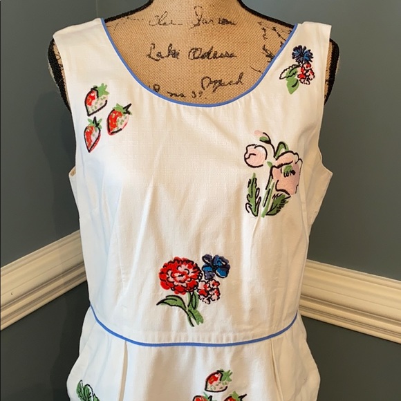 Boden linen v-neck shift, size 10L - Picture 2 of 5